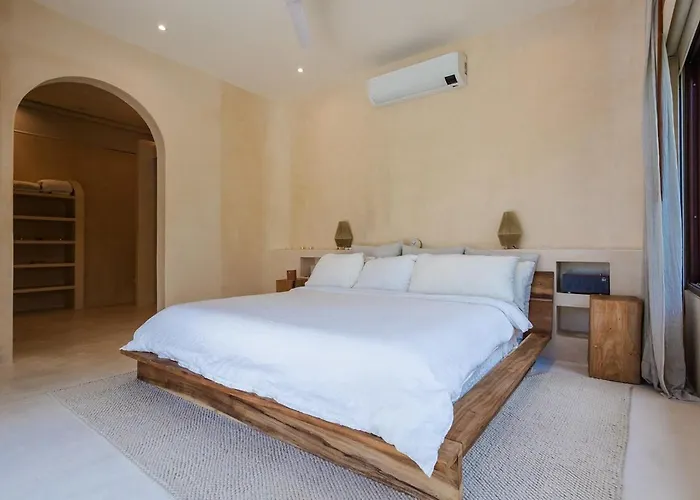 Soulful 3 Bedroom Steps From The Akumal